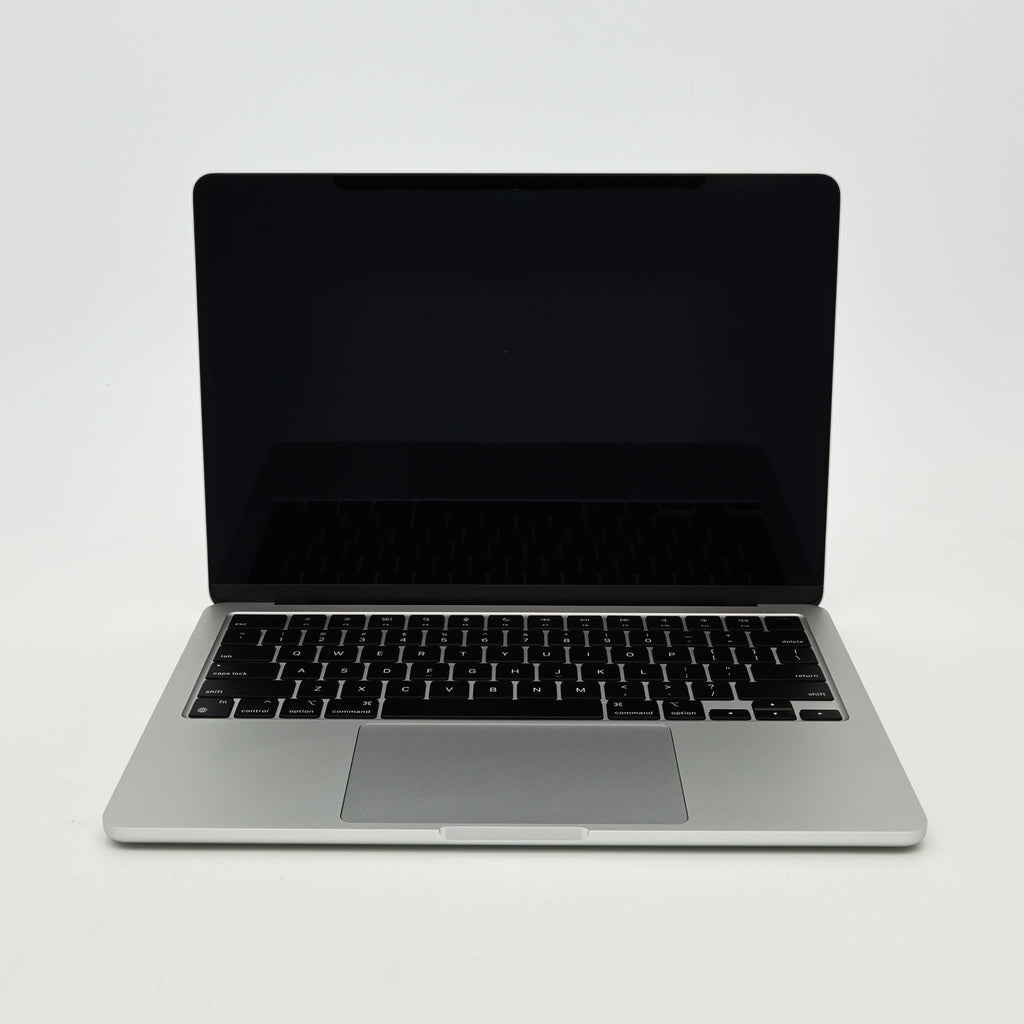 95新 Apple MacBook Air 24年 13寸 M3（8+8核） 8G RAM 256G SSD 銀色