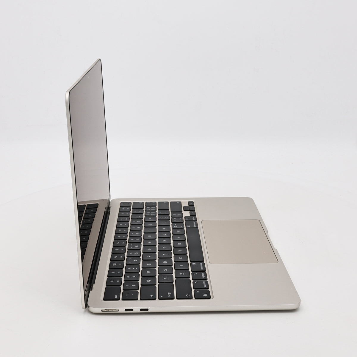 95新 Apple MacBook Air 24年 13寸 M3（8+10核） 8G RAM 512G SSD 星光色