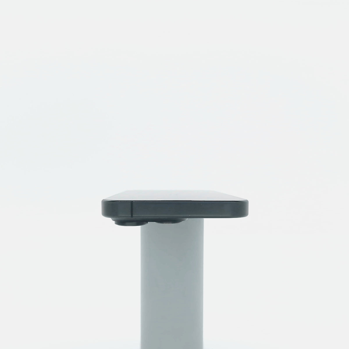 95新 Apple iPhone 16 Pro 128G 黑色鈦金屬 中國大陸版