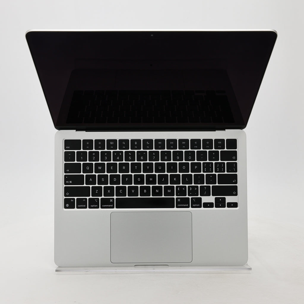 95新 Apple MacBook Air 22年 13寸 M2（8+10核） 8G RAM 512G SSD 銀色