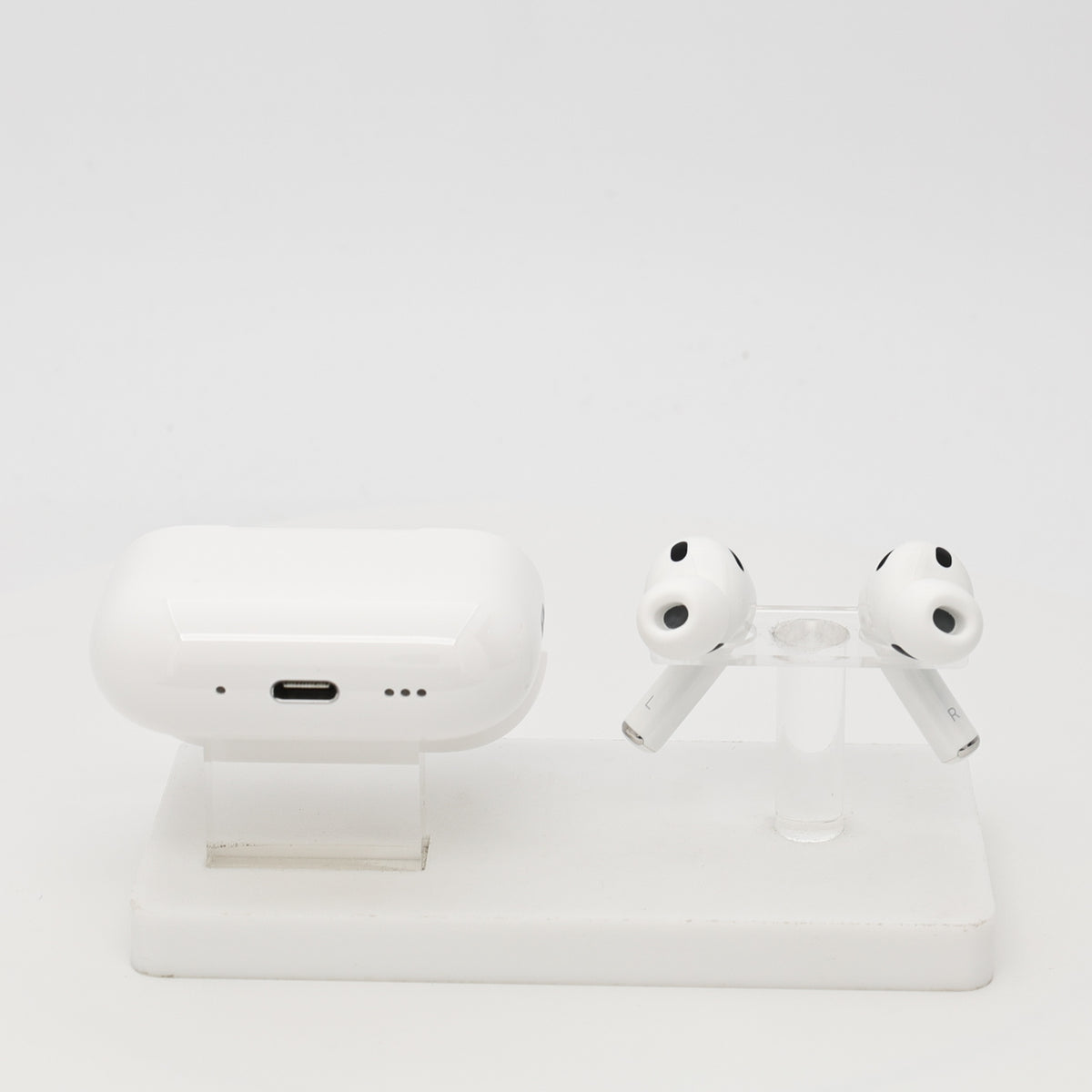 99新 Apple AirPods Pro 3 白色