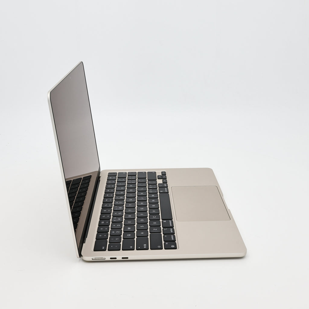 99新 Apple MacBook Air 22年 13寸 M2（8+8核） 8G RAM 256G SSD 星光色