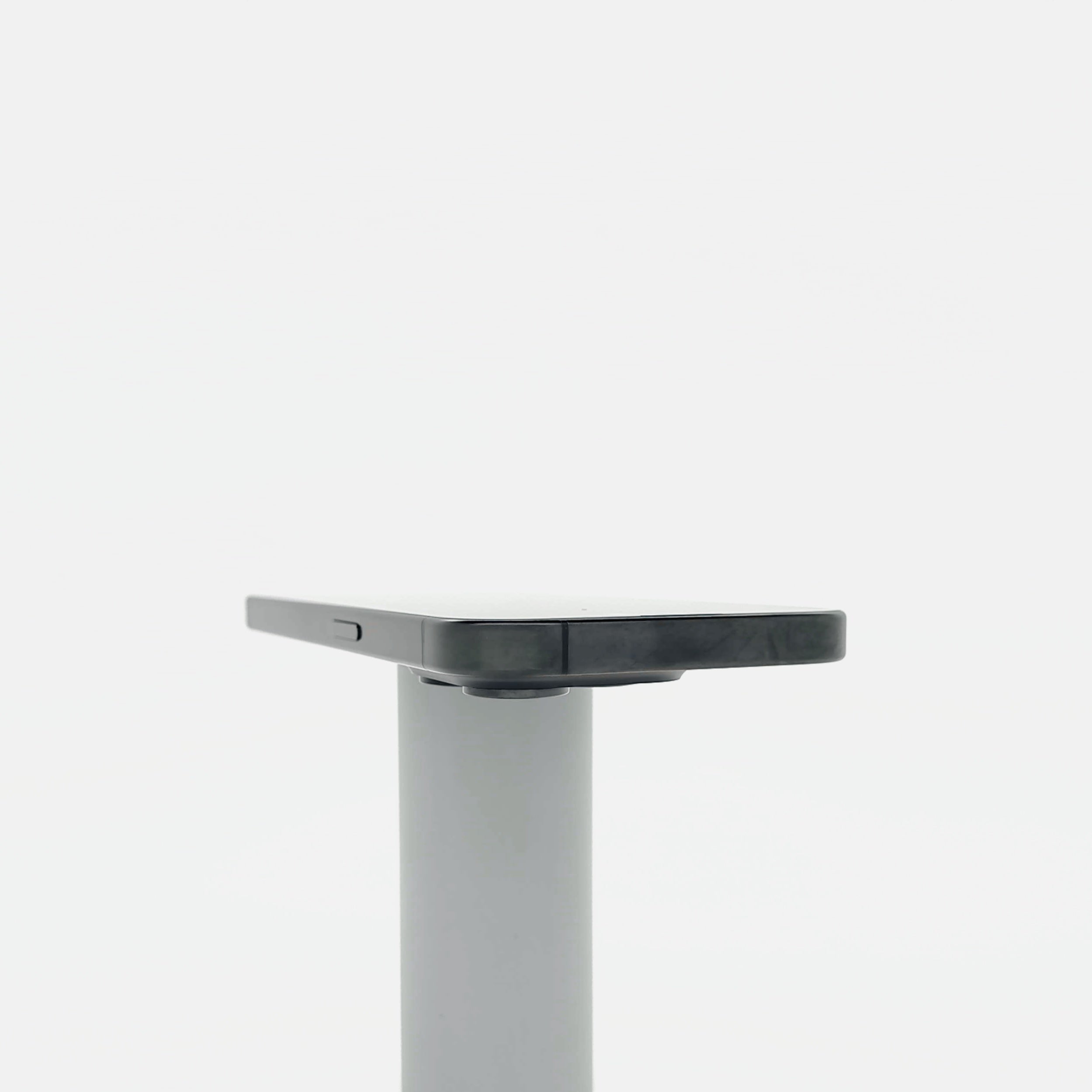 95新 Apple iPhone 15 Pro 128G 黑色鈦金屬 中國大陸版