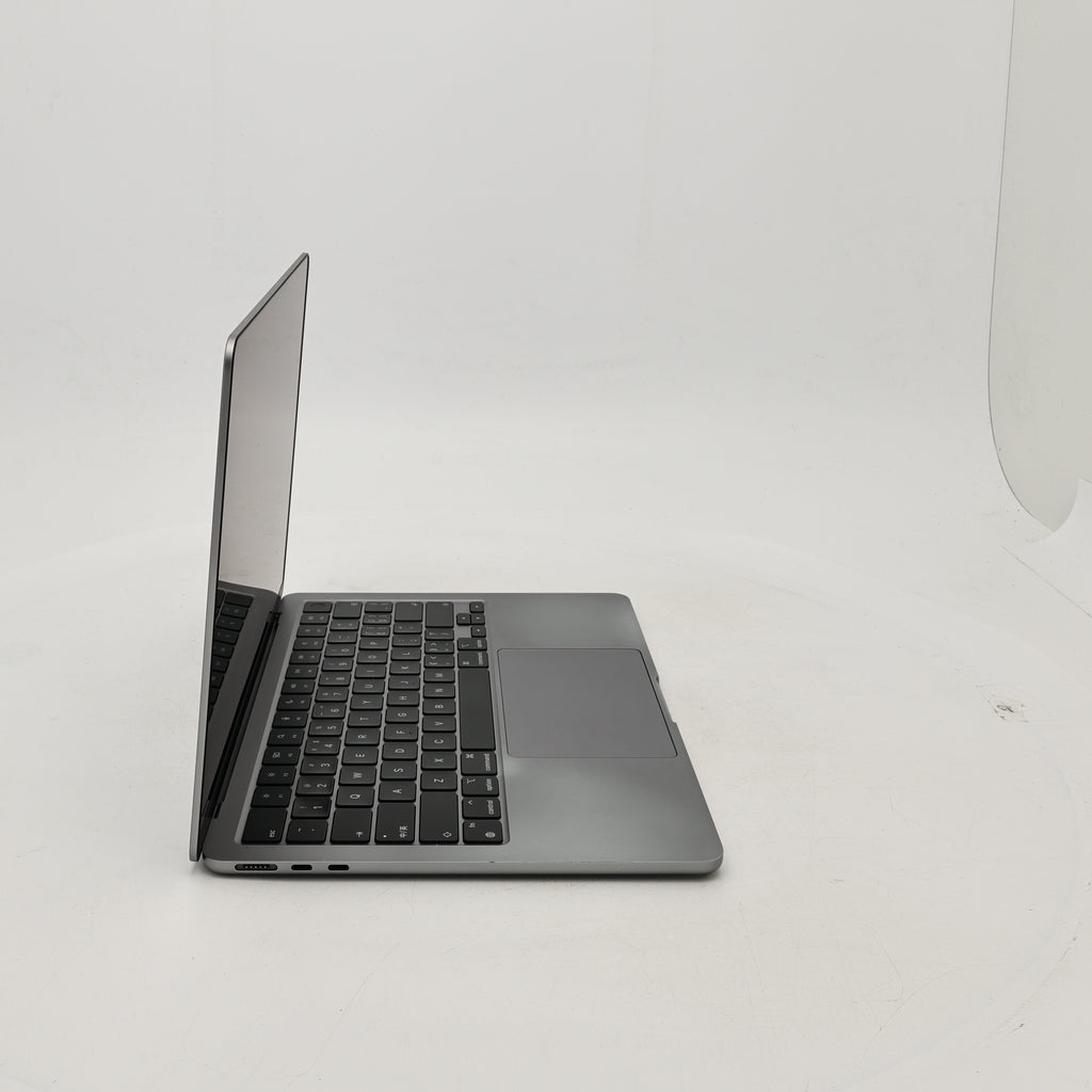 95新 Apple MacBook Air 22年 13寸 M2（8+8核） 8G RAM 256G SSD 深空灰色
