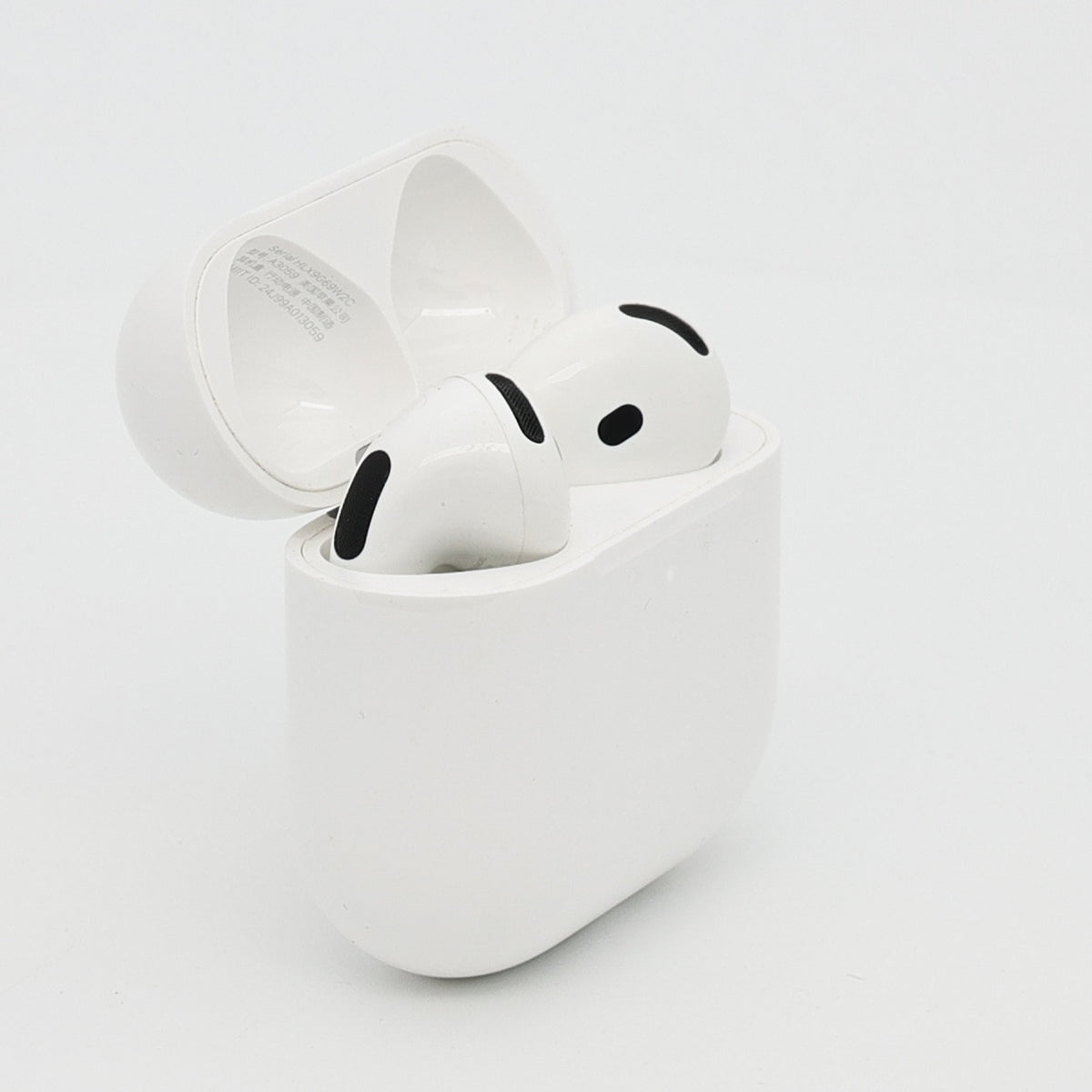 99新 Apple AirPods 4 (支持主動降噪) 白色