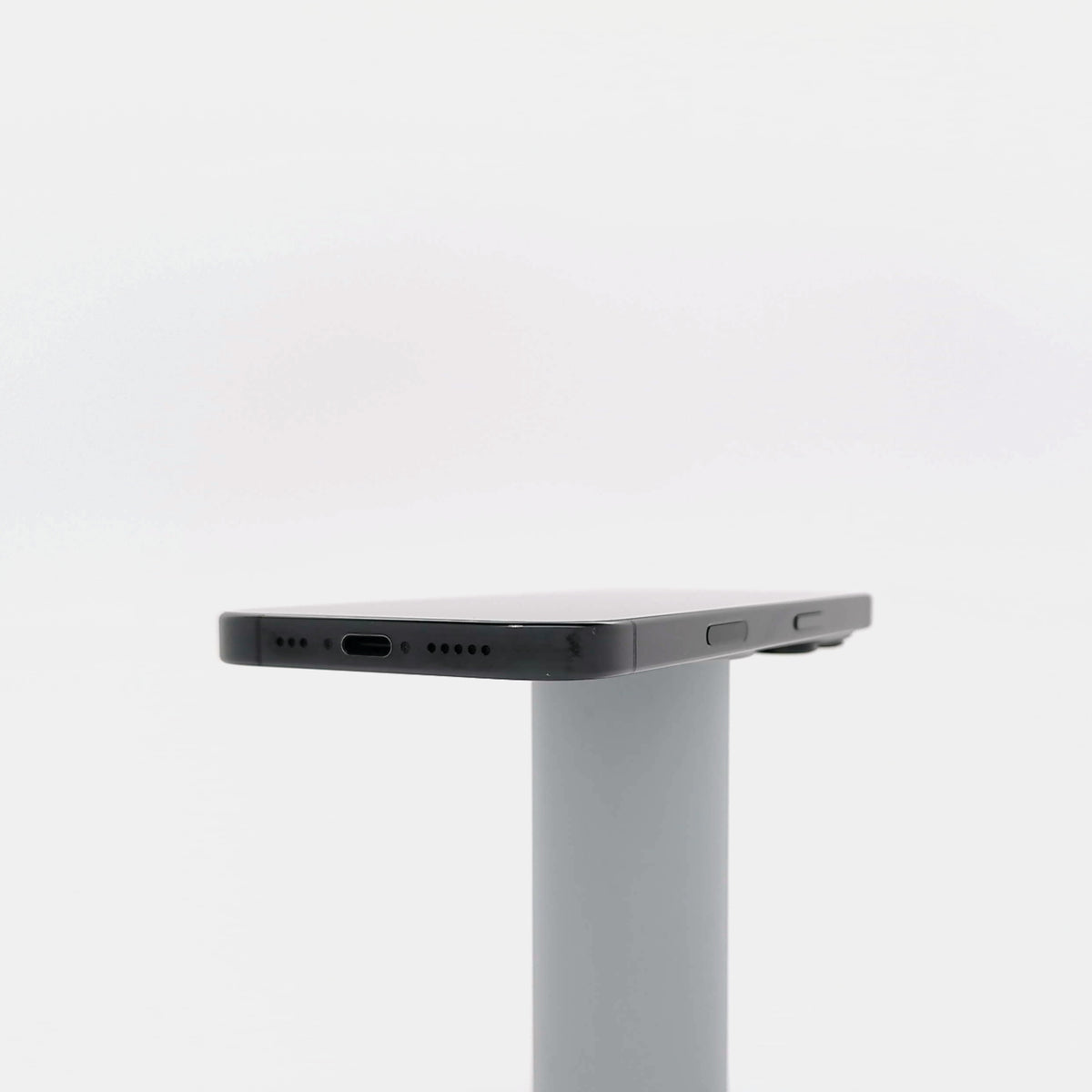 95新 Apple iPhone 16 Pro 128G 黑色鈦金屬 中國大陸版