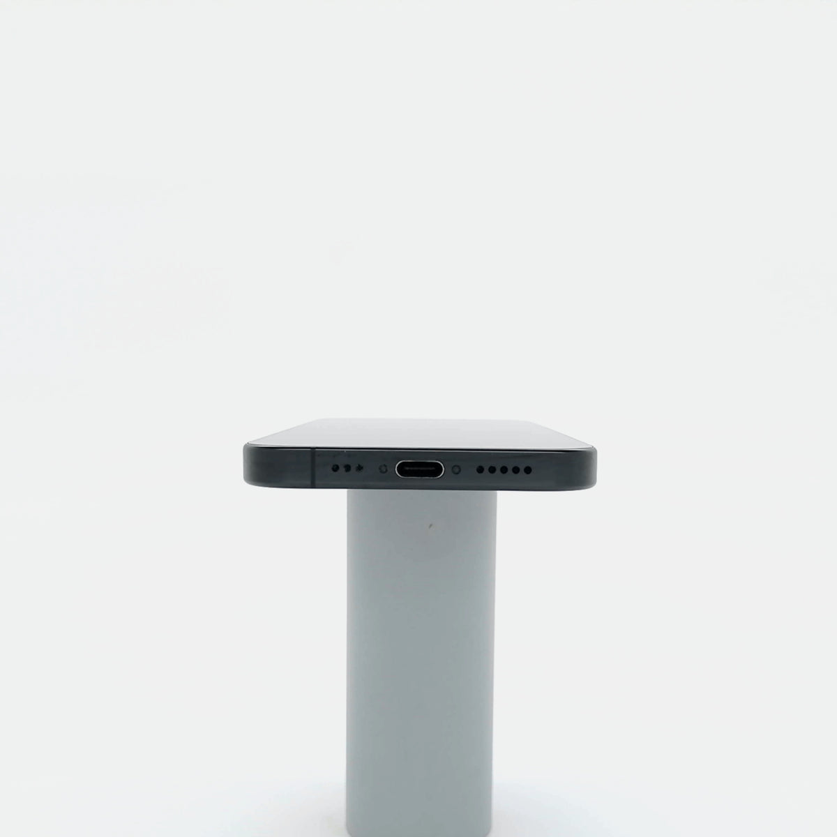 95新 Apple iPhone 16 Pro 128G 黑色鈦金屬 中國大陸版