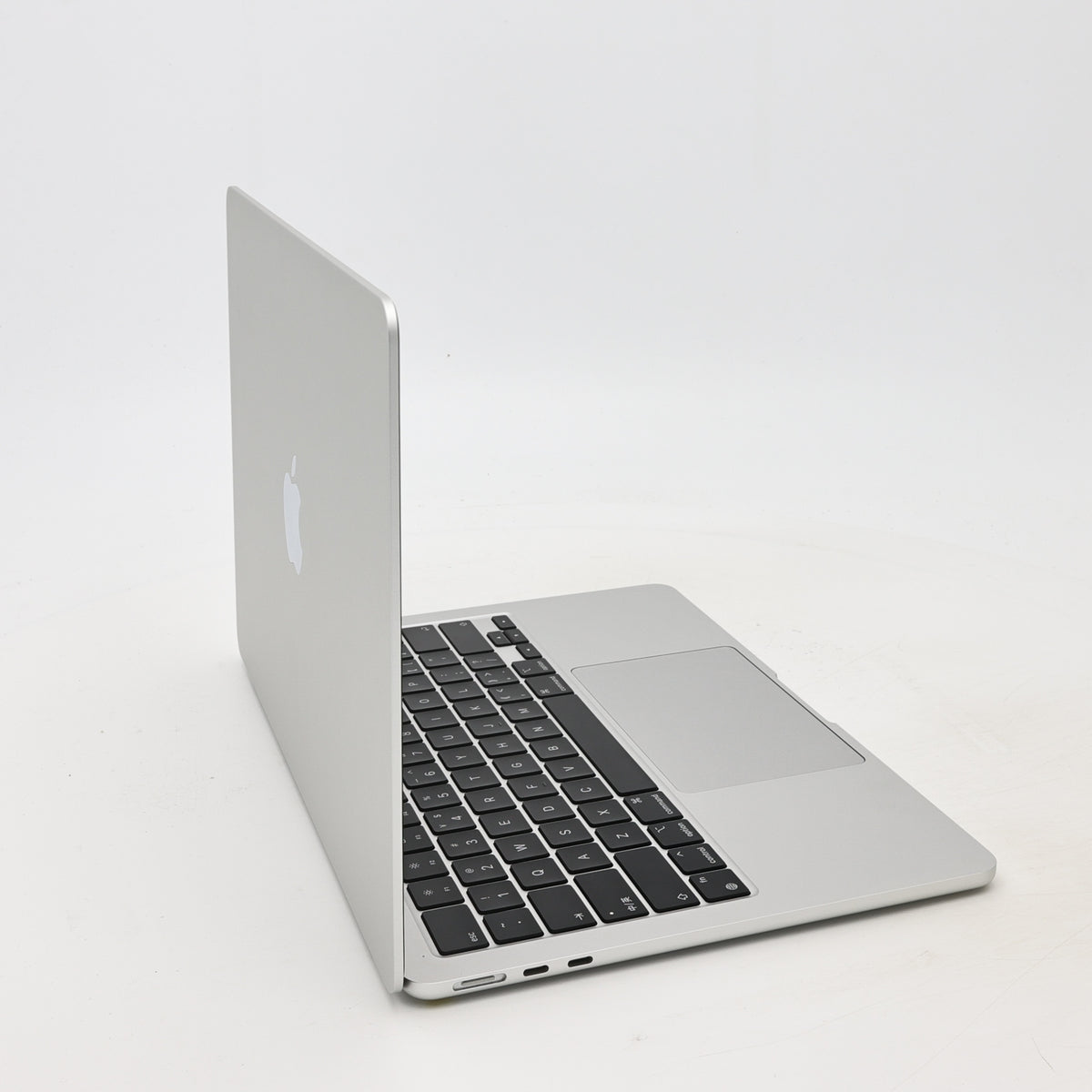 99新 Apple MacBook Air 22年 13寸 M2（8+10核） 8G RAM 512G SSD 銀色