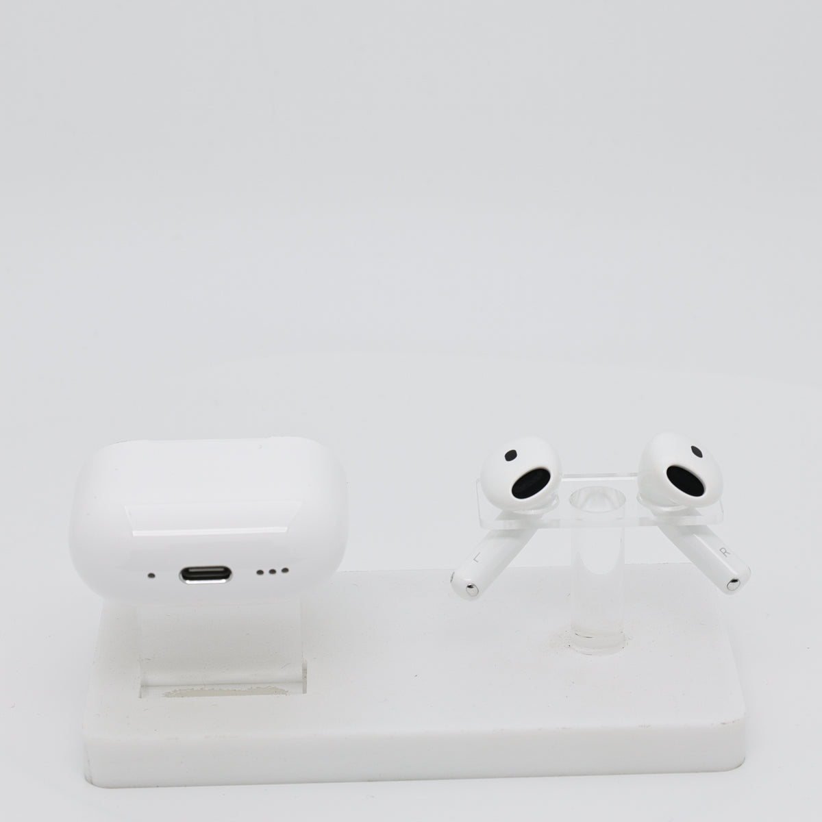 99新 Apple AirPods 5 白色