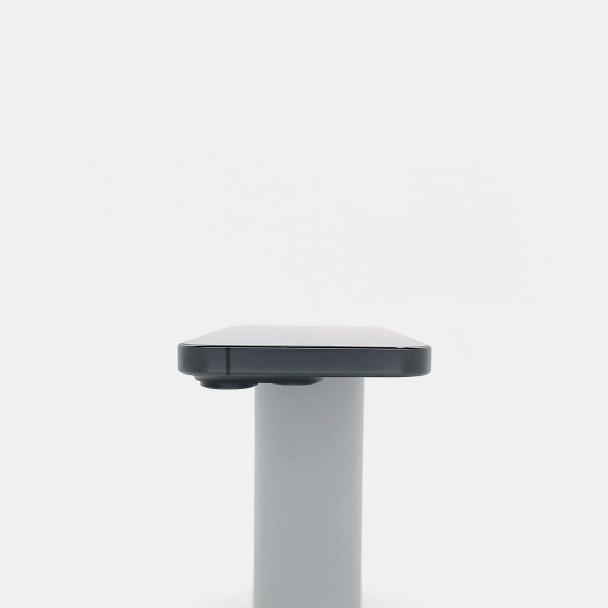 95新 Apple iPhone 16 Pro 128G 黑色鈦金屬 中國大陸版
