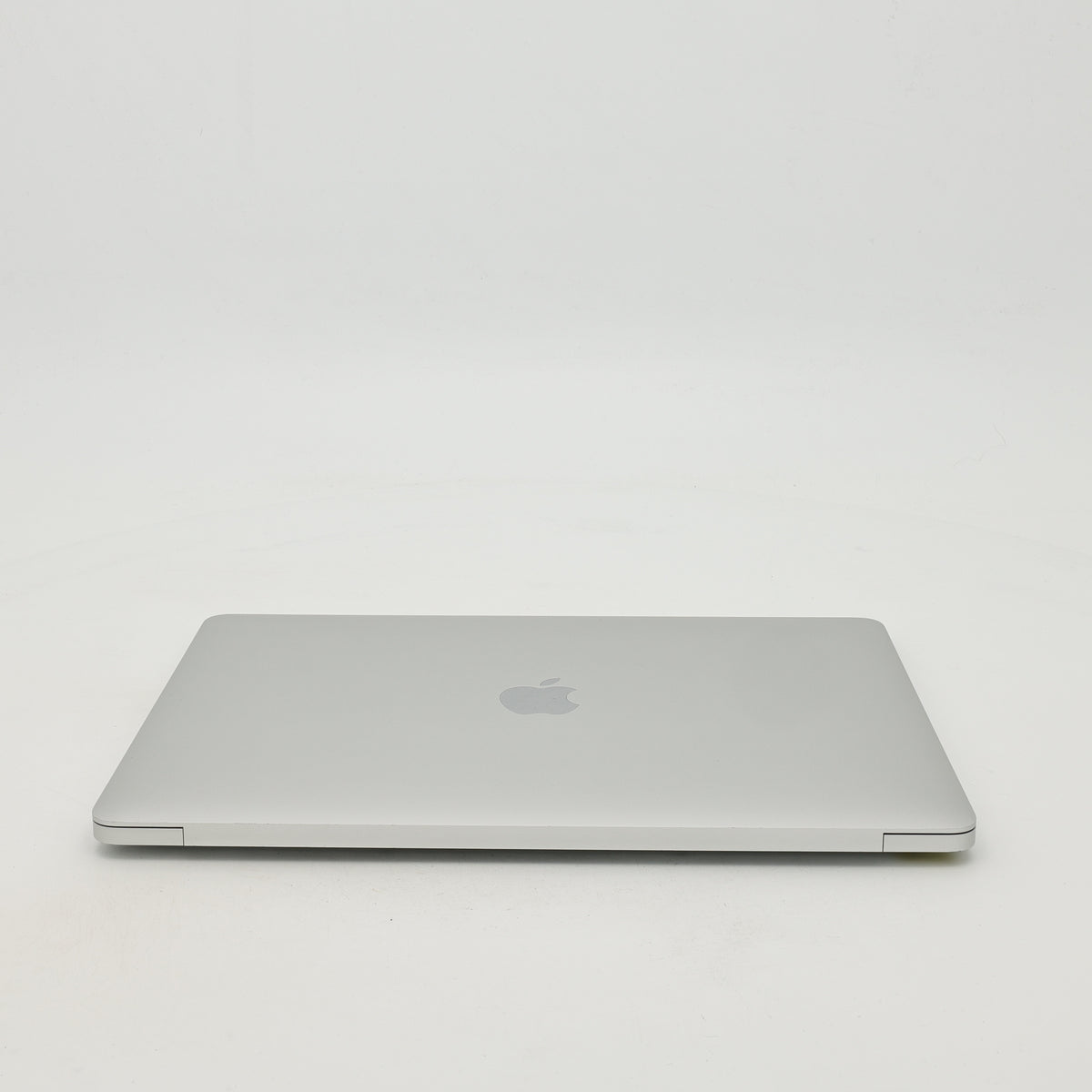 95新 Apple MacBook Air 20年 13寸 i5 1.1G 8G RAM 512G SSD 銀色