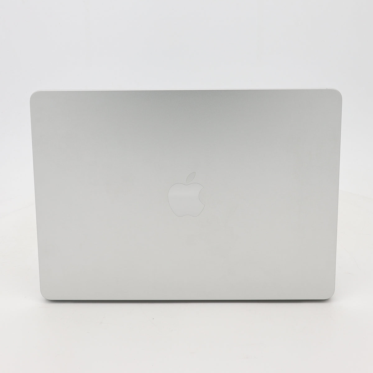 95新 Apple MacBook Air 22年 13寸 M2（8+8核） 8G RAM 512G SSD 銀色