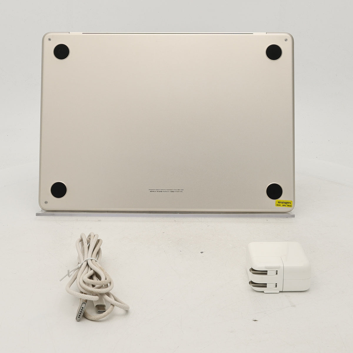 95新 Apple MacBook Air 22年 13寸 M2（8+8核） 8G RAM 256G SSD 星光色