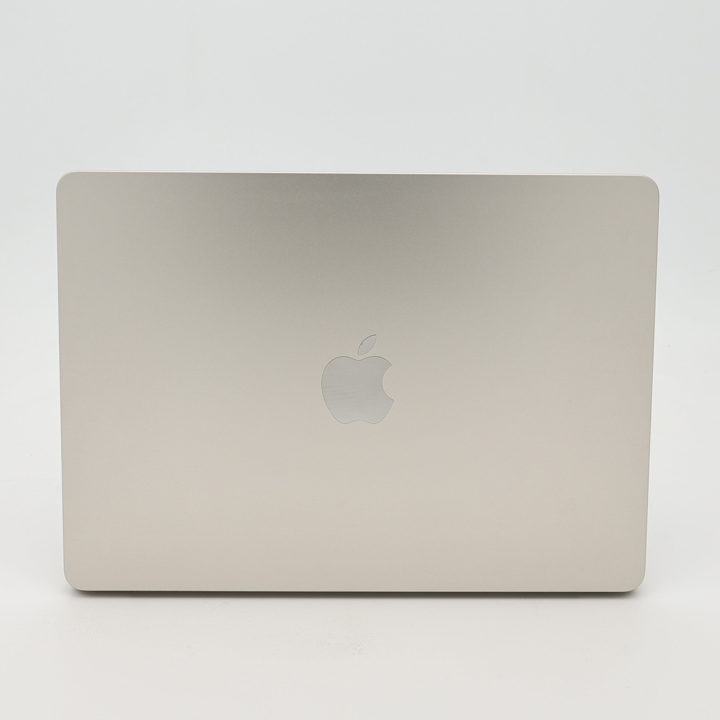 95新 Apple MacBook Air 22年 13寸 M2（8+8核） 8G RAM 256G SSD 星光色
