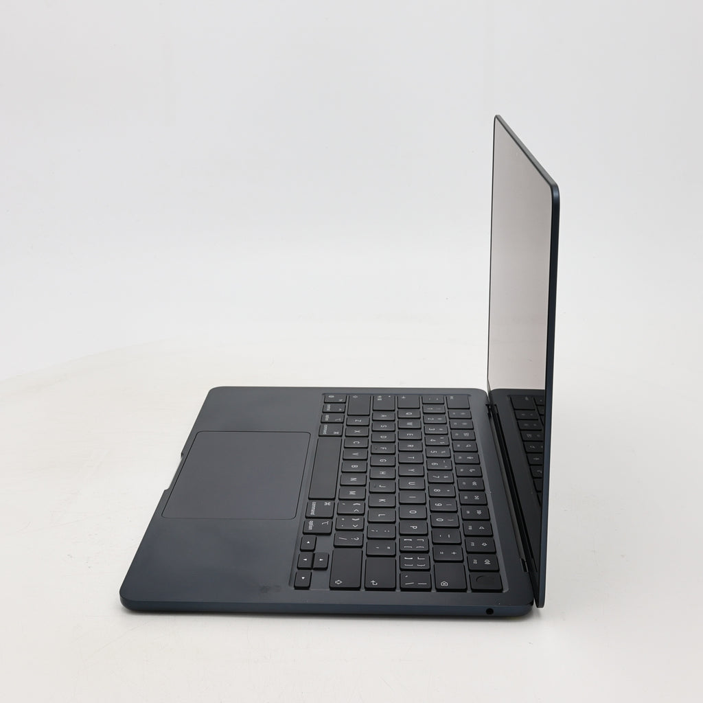 95新 Apple MacBook Air 22年 13寸 M2（8+10核） 8G RAM 512G SSD 午夜色