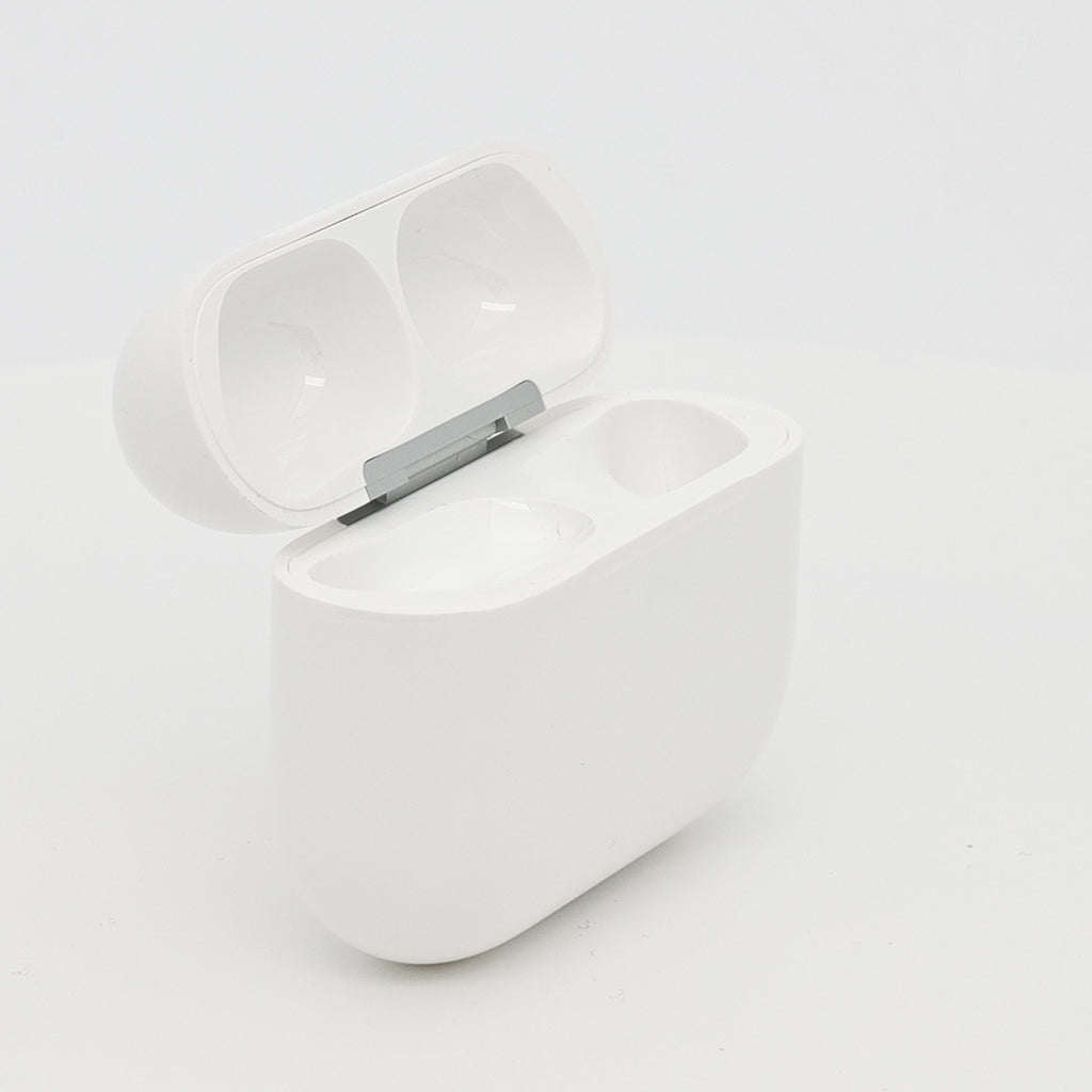 99新 Apple AirPods Pro 3 充電倉 白色