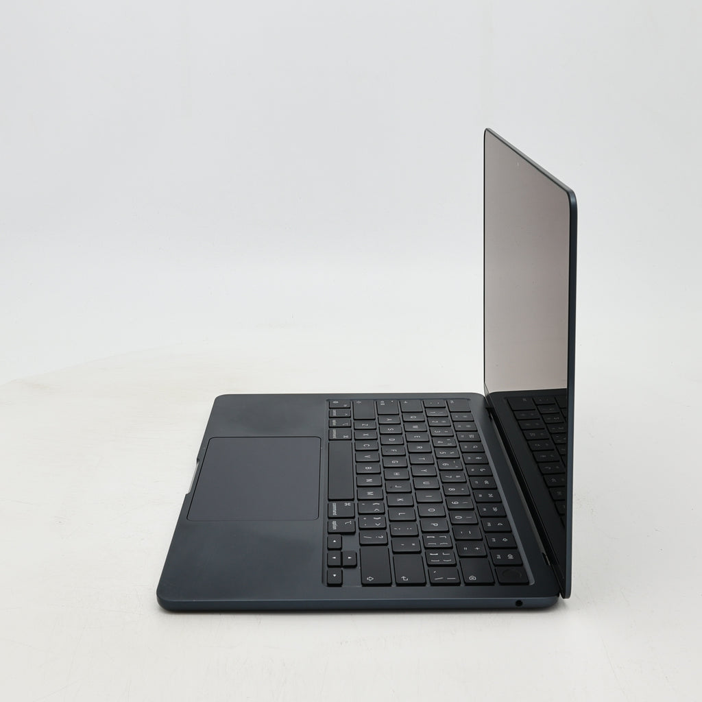 95新 Apple MacBook Air 24年 13寸 M3（8+8核） 8G RAM 256G SSD 午夜色