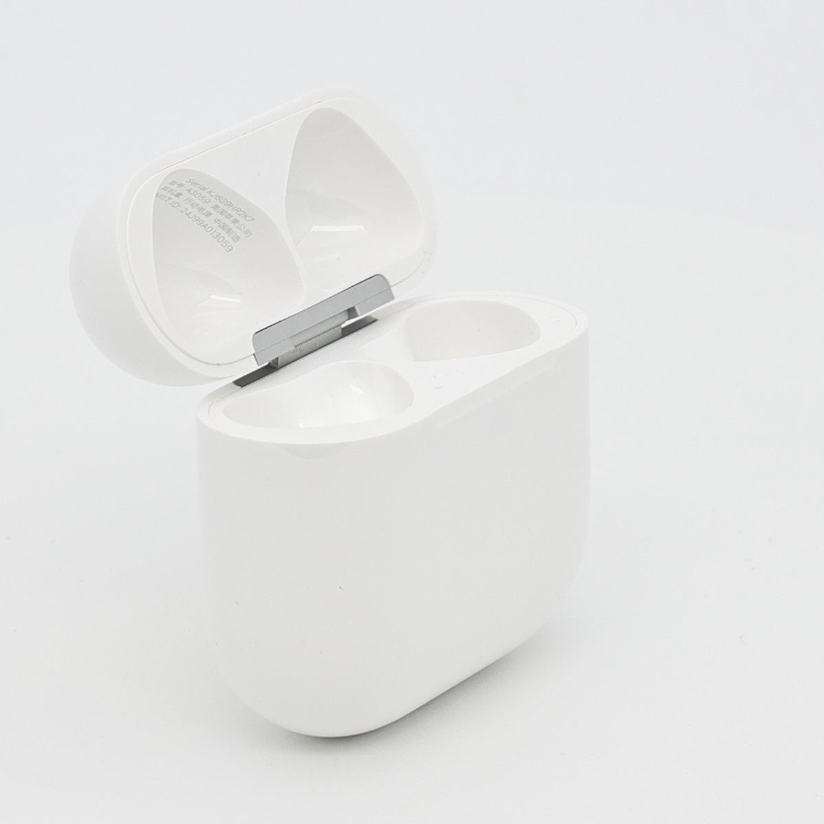 99新 Apple AirPods 4 (支持主动降噪) 充电仓 白色