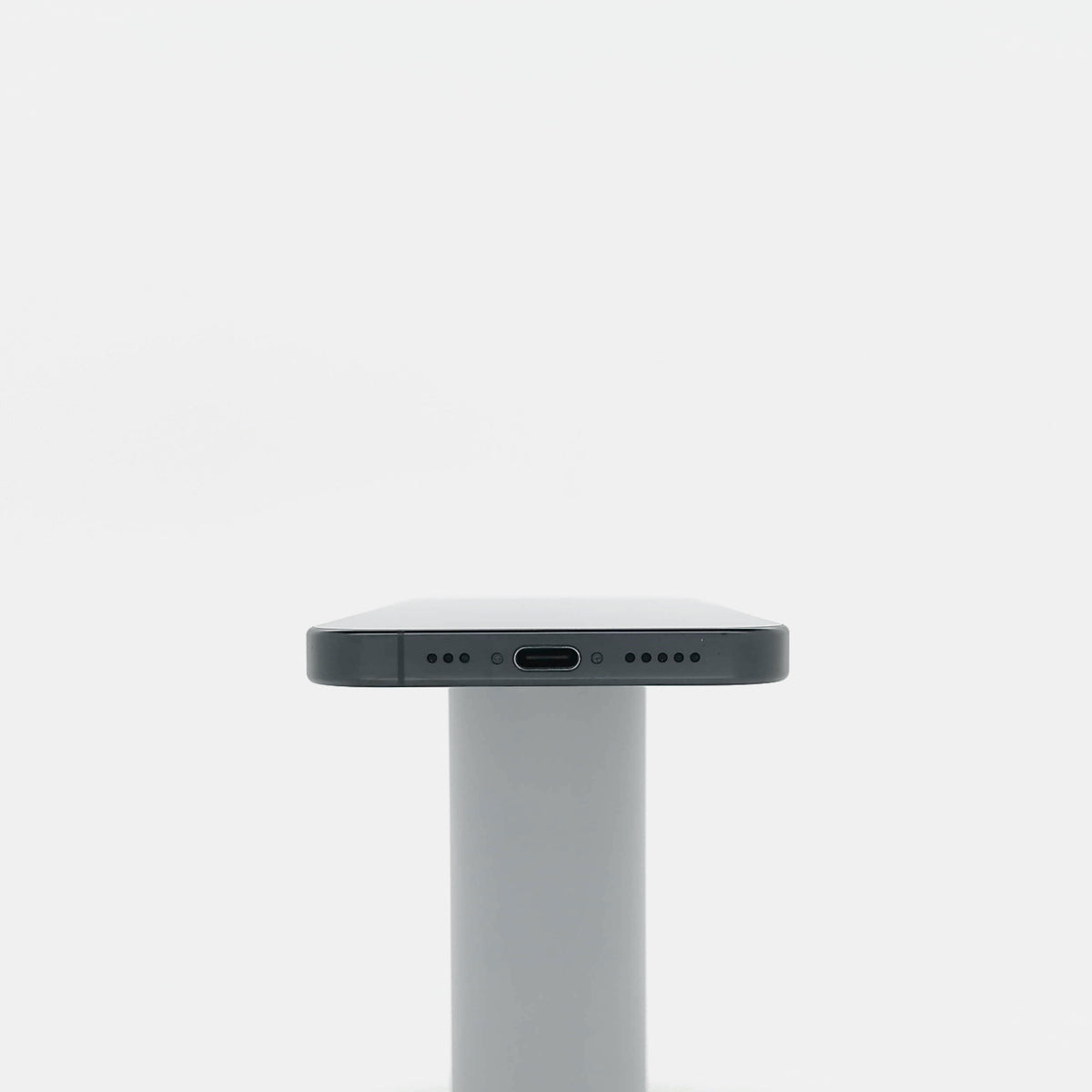 95新 Apple iPhone 16 Pro 128G 黑色鈦金屬 中國大陸版