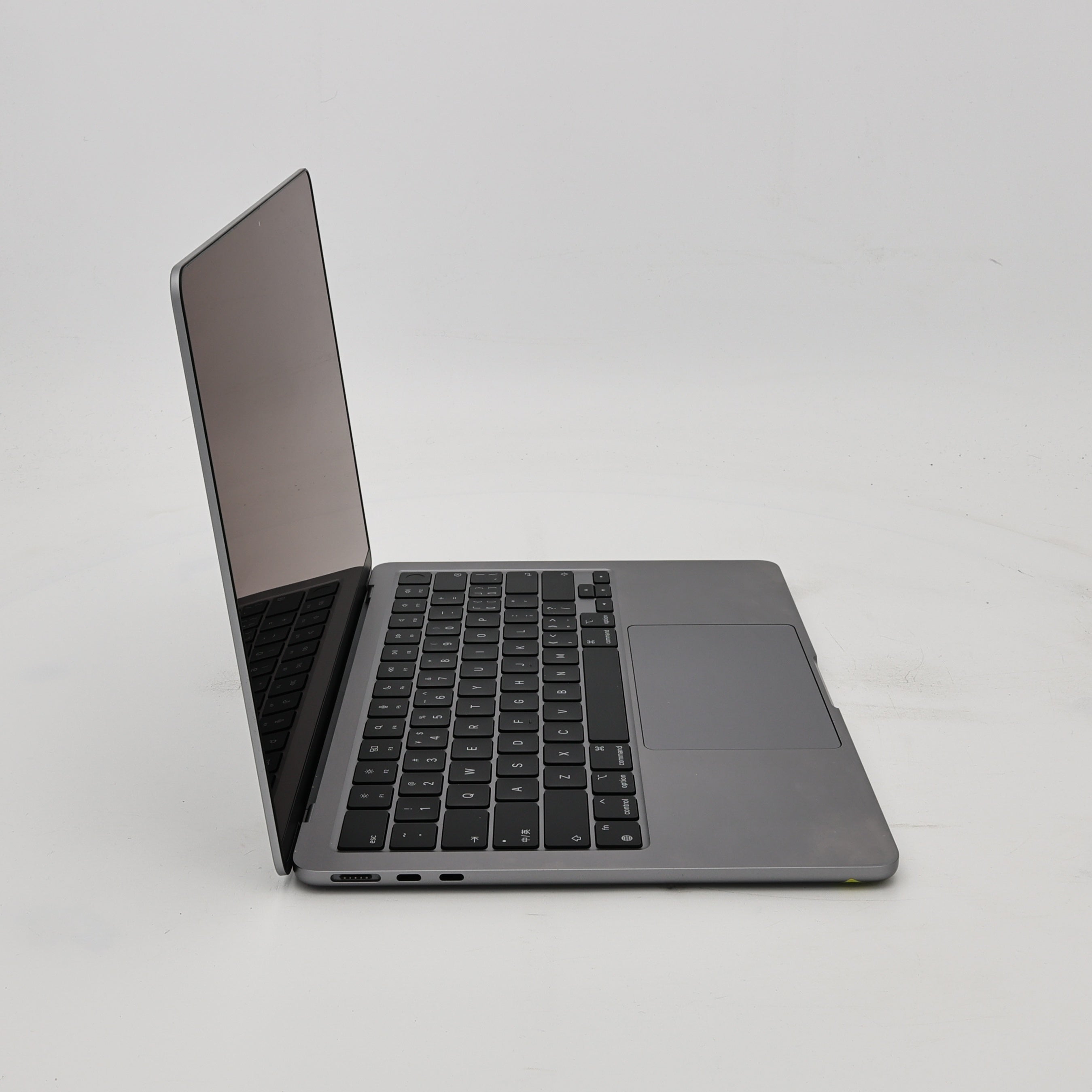 99新 Apple MacBook Air 22年 13寸 M2（8+8核） 8G RAM 256G SSD 深空灰色