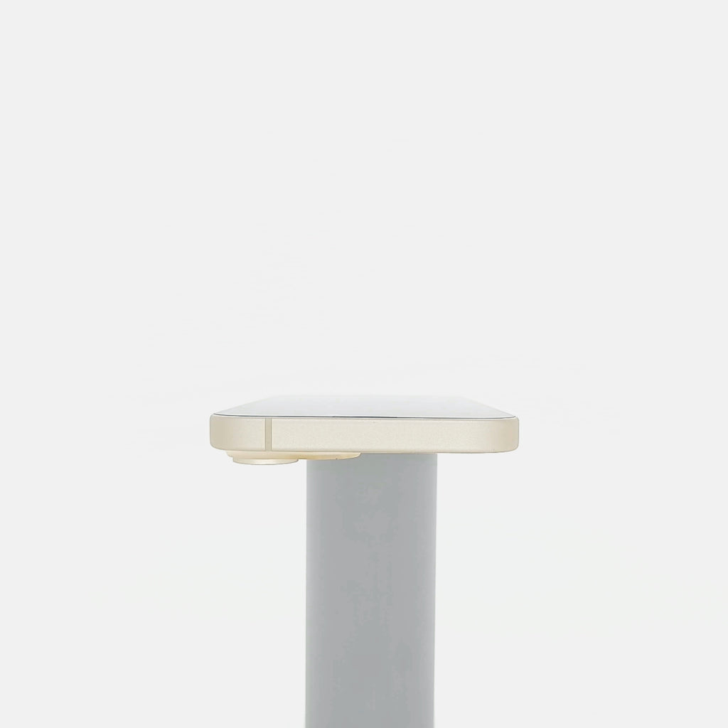95新 Apple iPhone 15 128G 黃色 中國大陸版