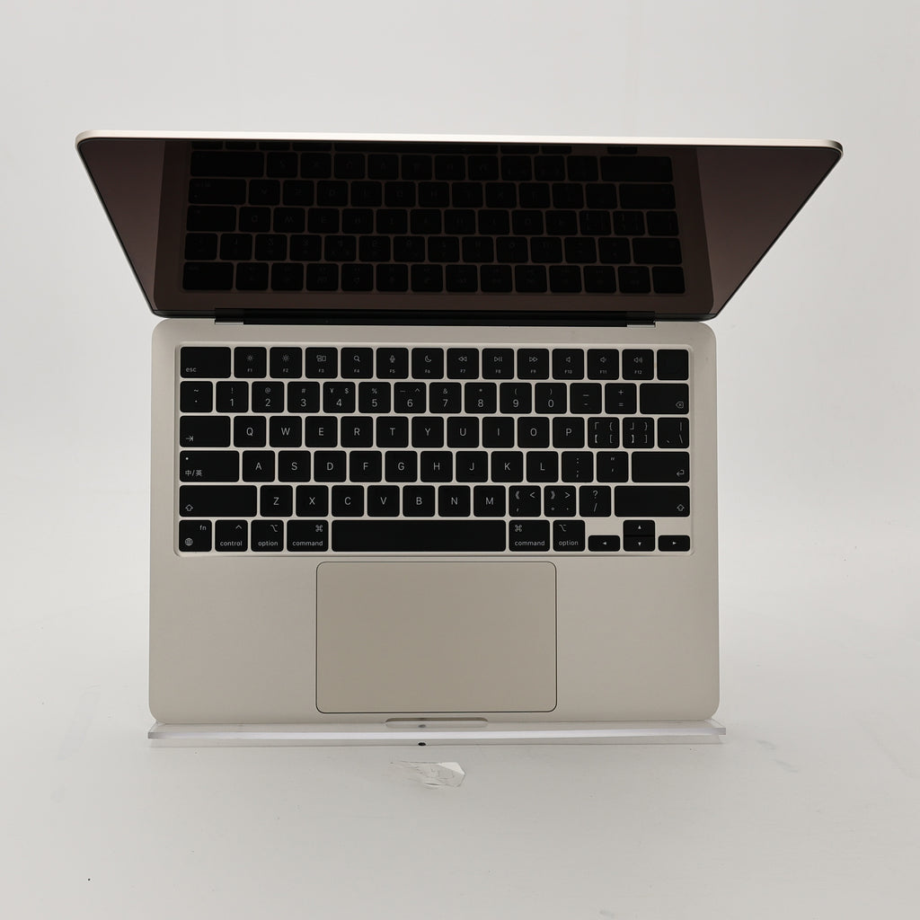 95新 Apple MacBook Air 22年 13寸 M2（8+8核） 8G RAM 256G SSD 星光色