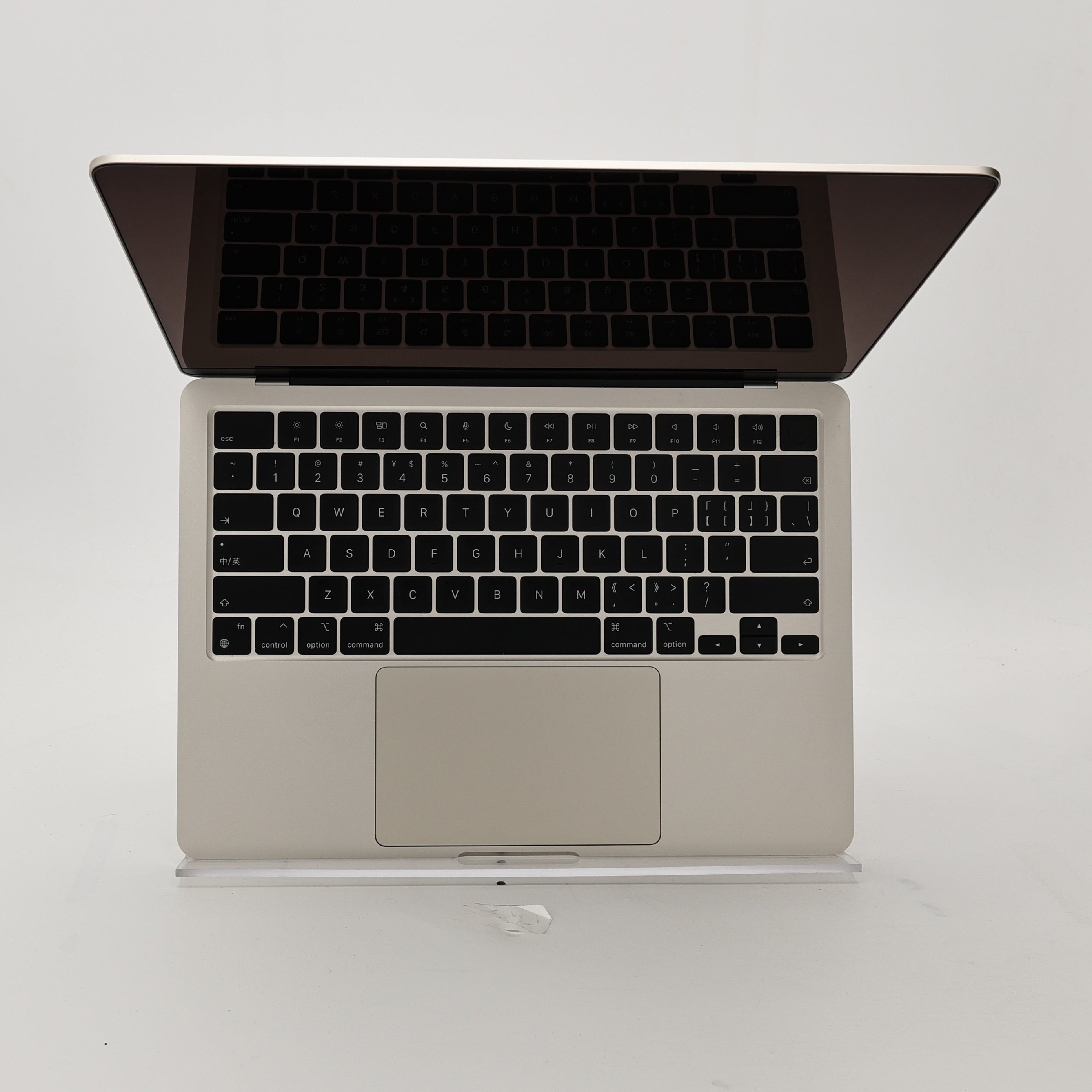 95新 Apple MacBook Air 22年 13寸 M2（8+8核） 8G RAM 256G SSD 星光色