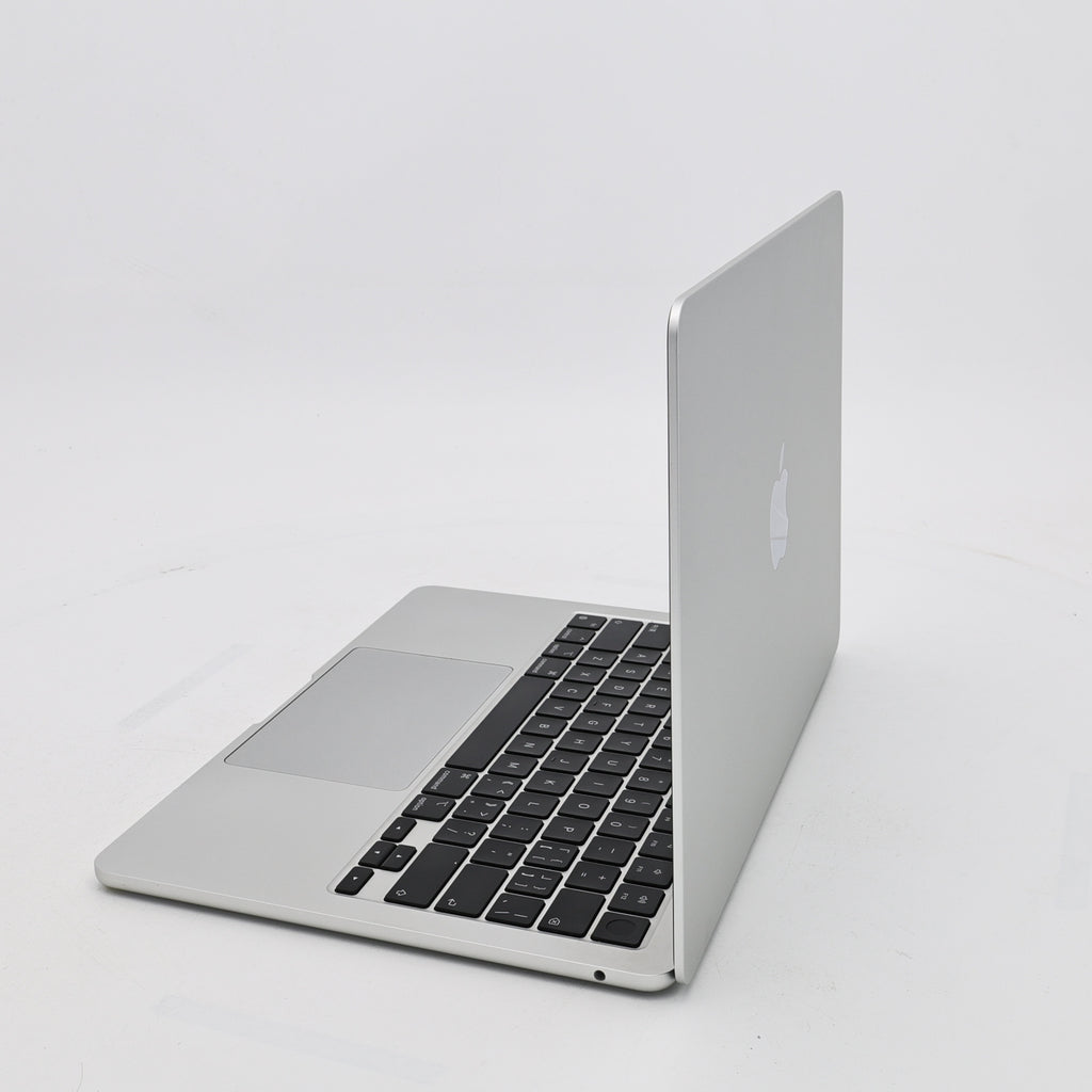 95新 Apple MacBook Air 22年 13寸 M2（8+8核） 8G RAM 512G SSD 銀色