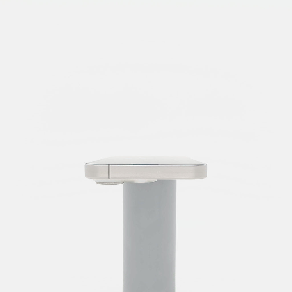 95新 Apple iPhone 15 Pro 256G 白色鈦金屬 中國大陸版