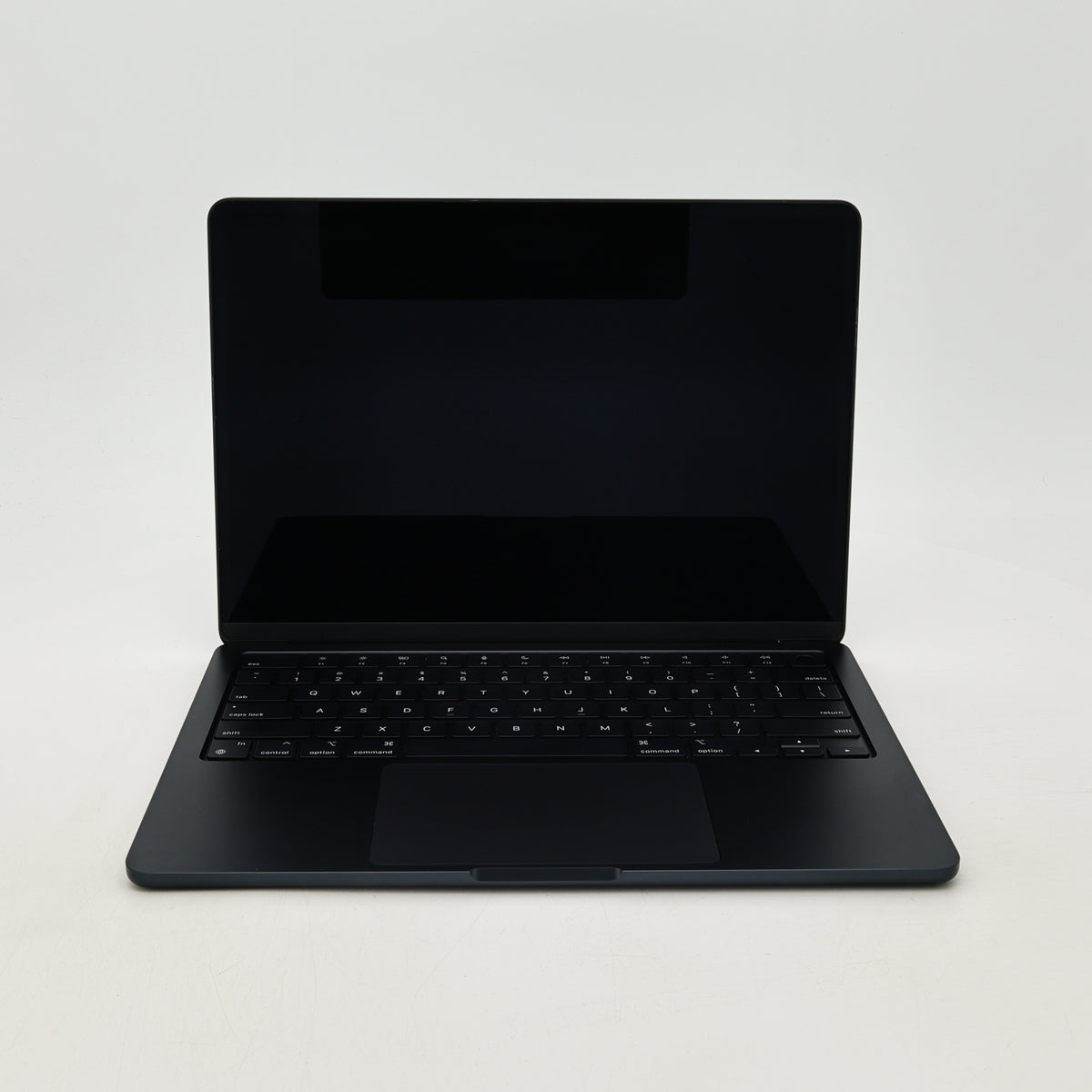 95新 Apple MacBook Air 22年 13寸 M2（8+8核） 8G RAM 256G SSD 午夜色