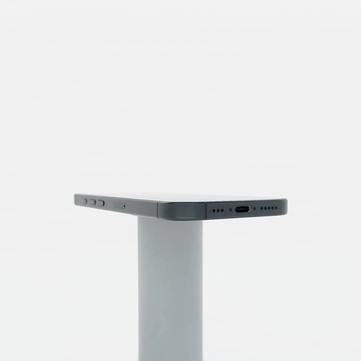 95新 Apple iPhone 16 Pro 128G 黑色鈦金屬 中國大陸版