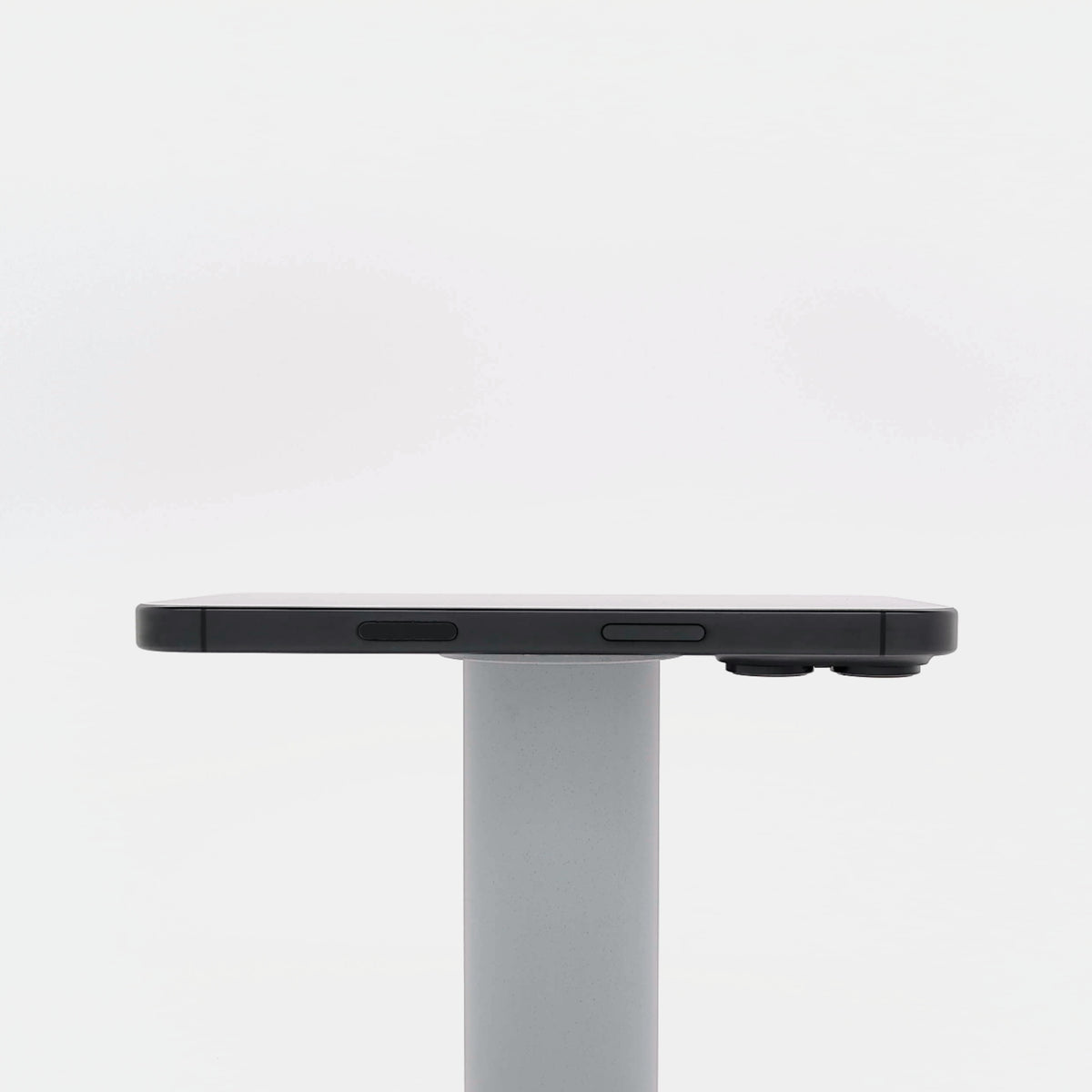 95新 Apple iPhone 16 Pro 128G 黑色鈦金屬 中國大陸官換機