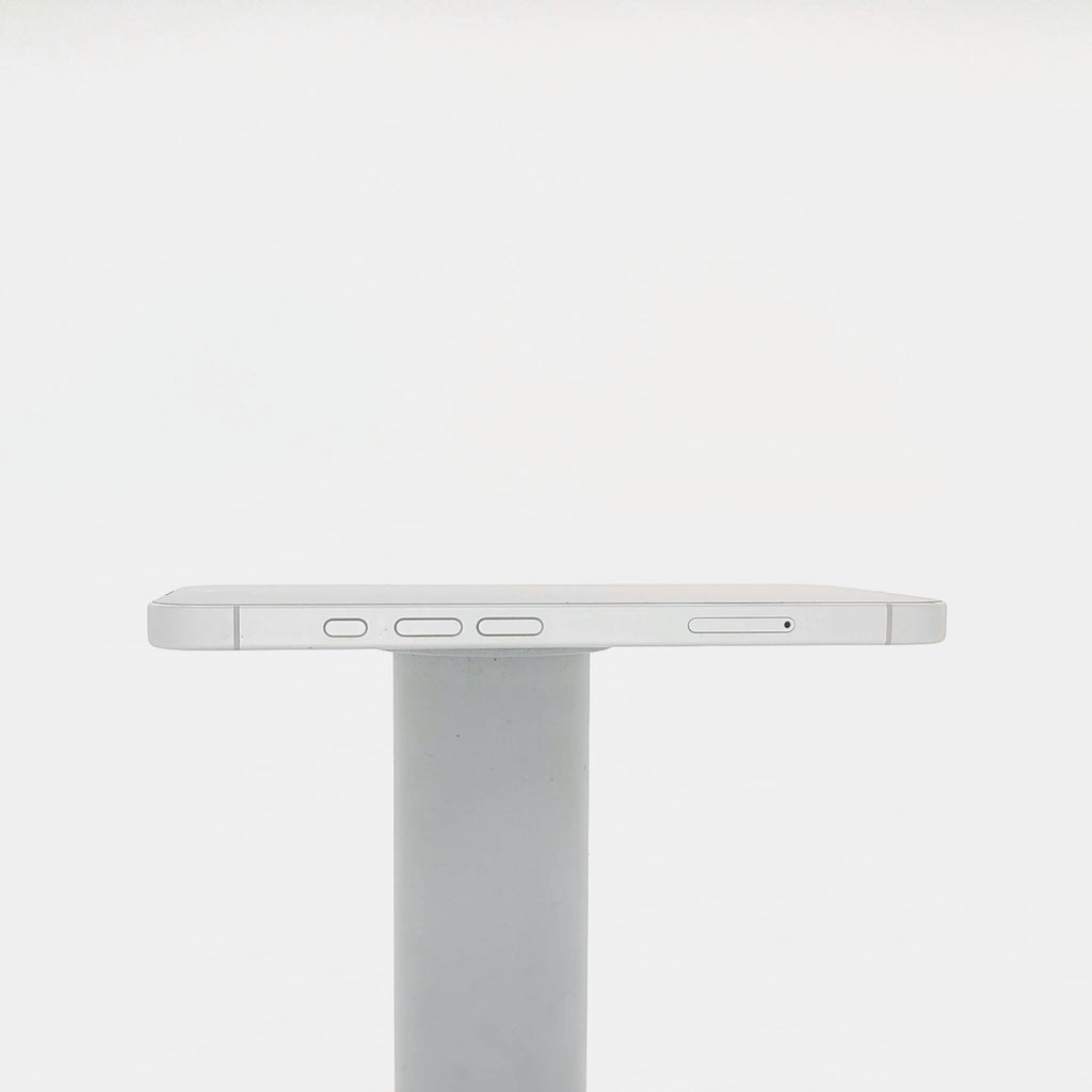 95新 Apple iPhone 16 128G 白色 中國大陸版