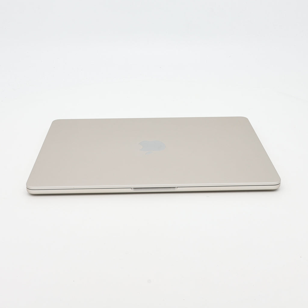 99新 Apple MacBook Air 22年 13寸 M2（8+8核） 8G RAM 256G SSD 星光色