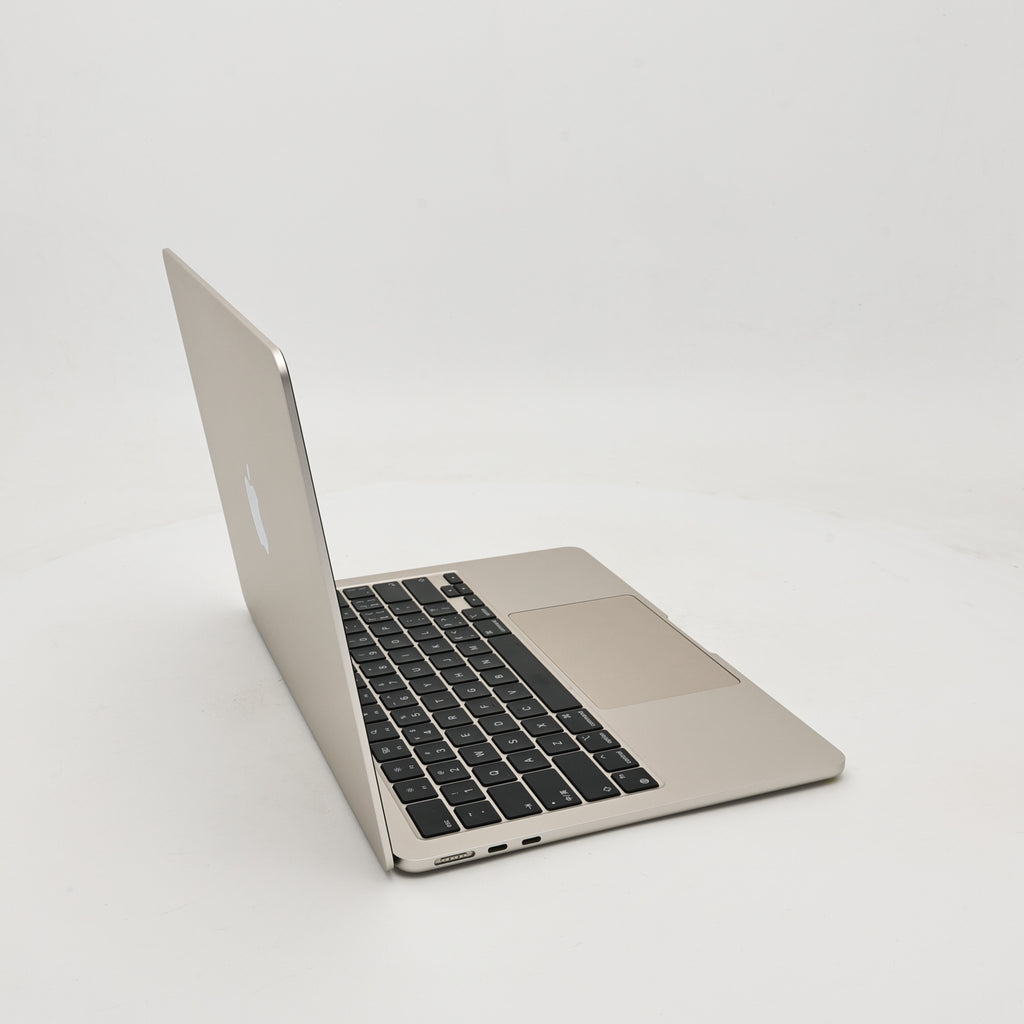 95新 Apple MacBook Air 22年 13寸 M2（8+8核） 8G RAM 256G SSD 星光色