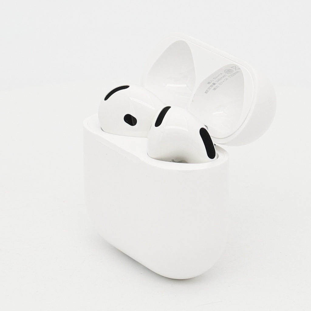 99新 Apple AirPods 4 (不支持主动降噪) 白色