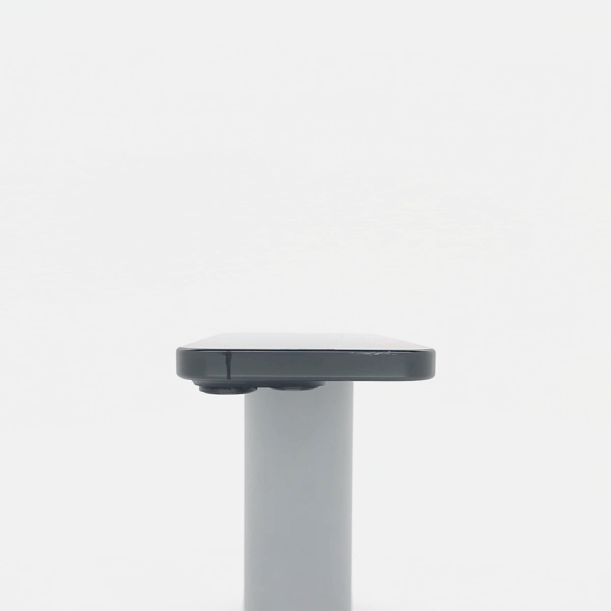 95新 Apple iPhone 16 Pro 128G 黑色鈦金屬 中國大陸版