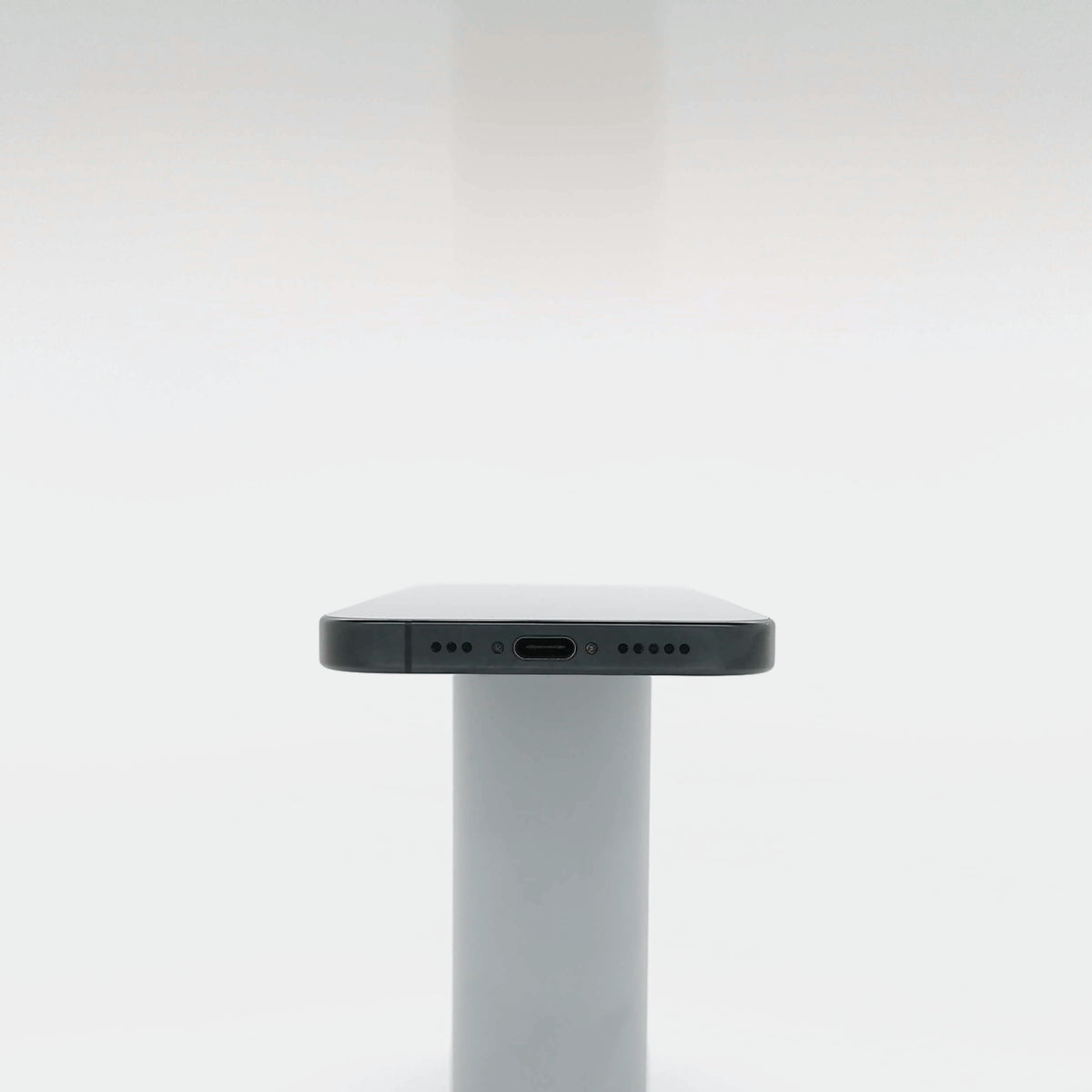 95新 Apple iPhone 16 Pro 128G 黑色鈦金屬 中國大陸版