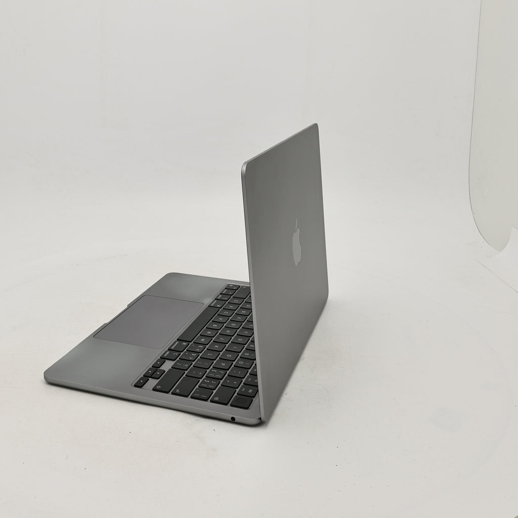 95新 Apple MacBook Air 22年 13寸 M2（8+8核） 8G RAM 256G SSD 深空灰色