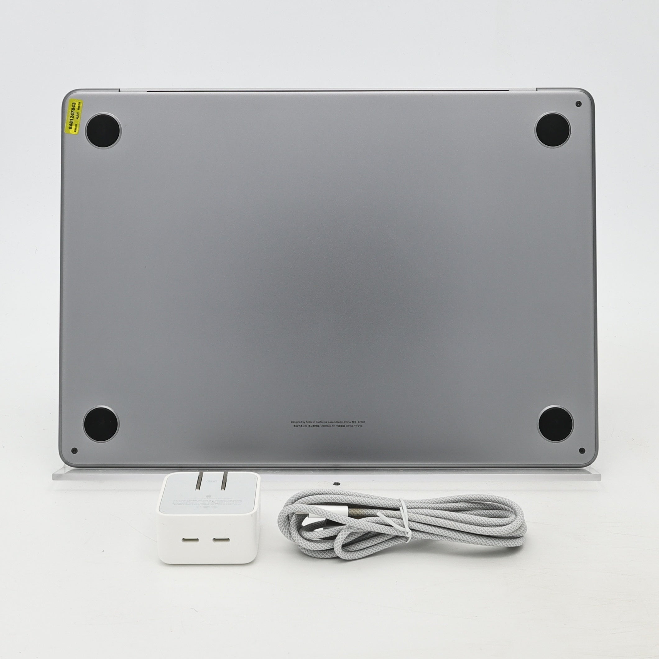 95新 Apple MacBook Air 22年 13寸 M2（8+10核） 8G RAM 512G SSD 深空灰色