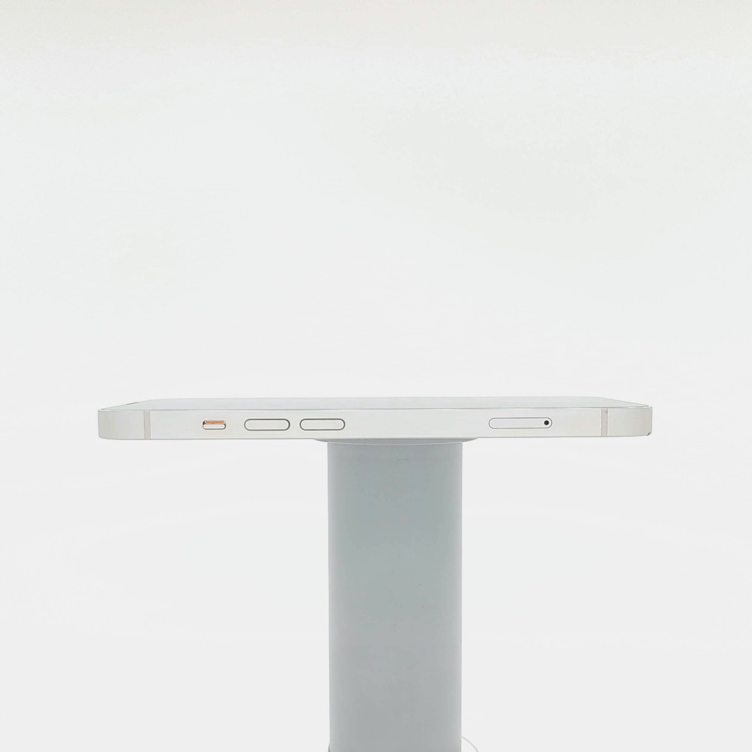 95新 Apple iPhone 13 128G 星光色 中國大陸版