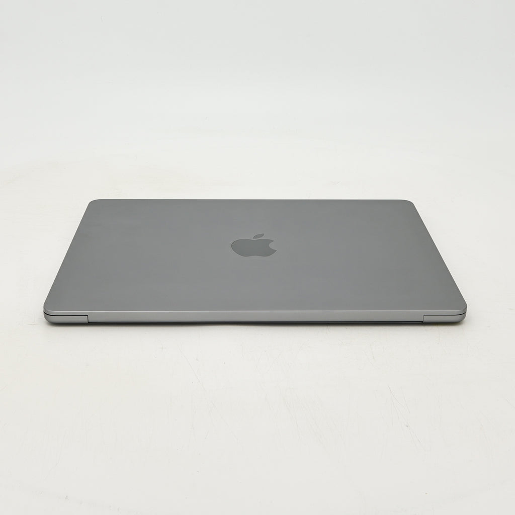 95新 Apple MacBook Air 22年 13寸 M2（8+8核） 16G RAM 256G SSD 深空灰色