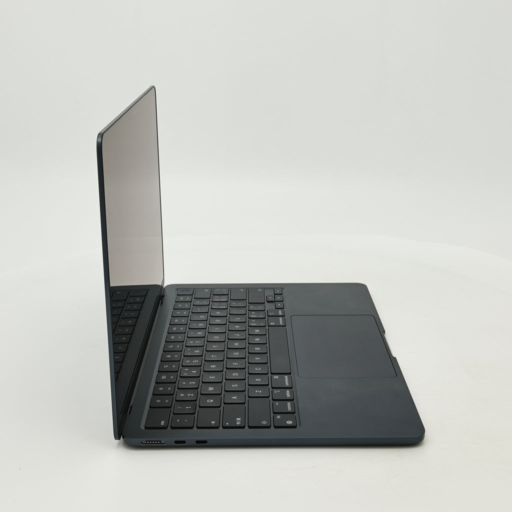 95新 Apple MacBook Air 24年 13寸 M3（8+10核） 8G RAM 512G SSD 午夜色