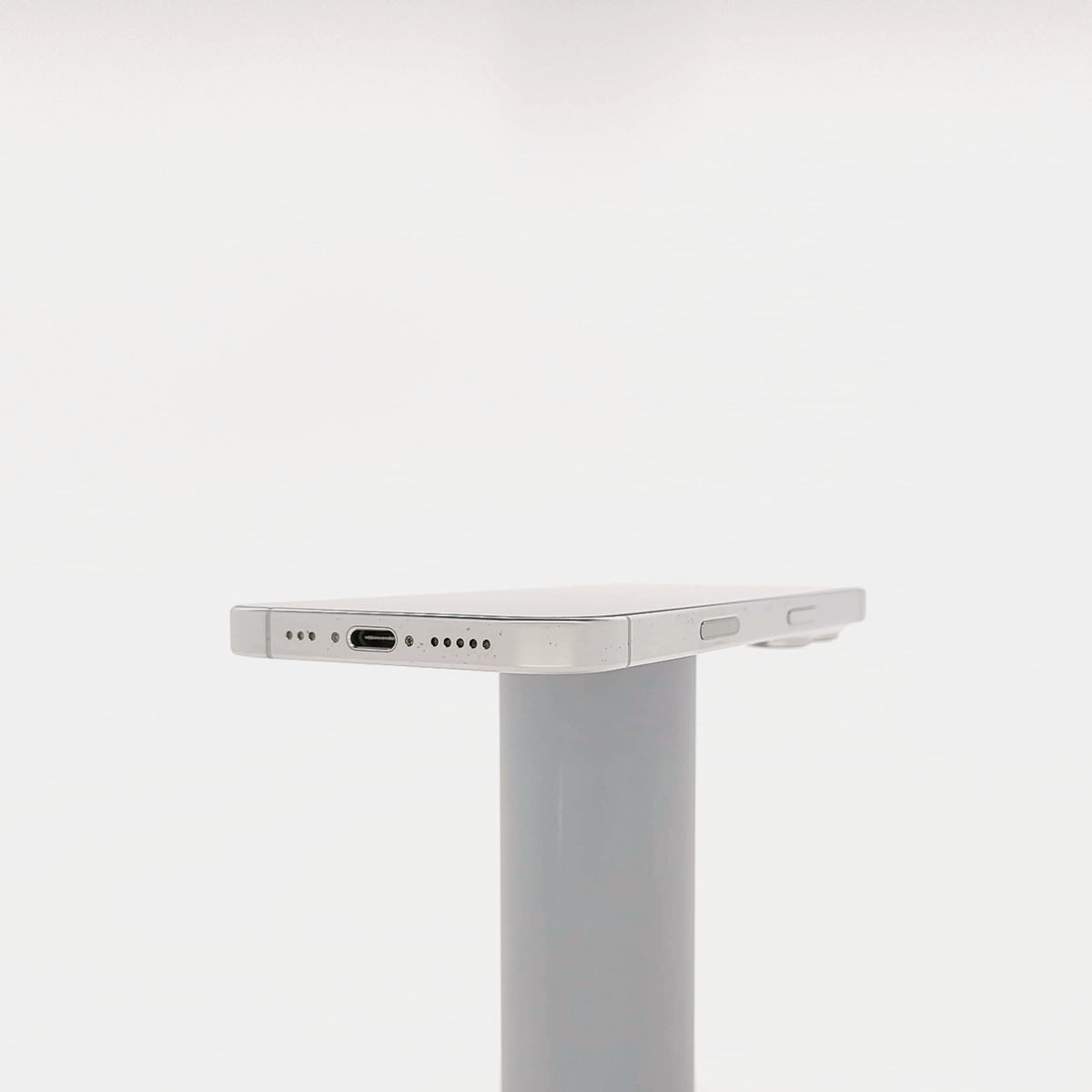 95新 Apple iPhone 16 Pro 128G 白色鈦金屬 中國大陸版