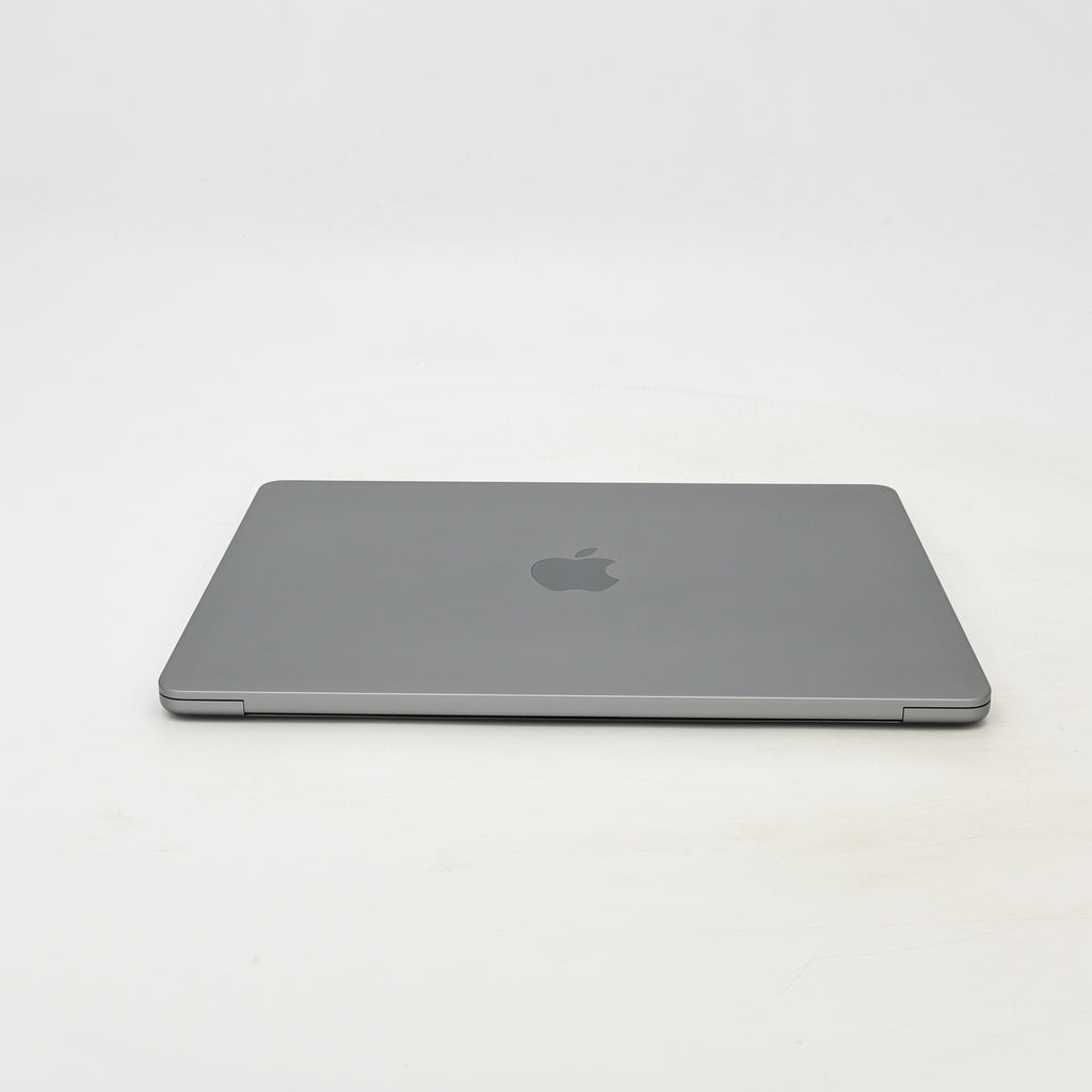 95新 Apple MacBook Air 22年 13寸 M2（8+8核） 8G RAM 256G SSD 深空灰色
