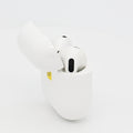 99新 Apple AirPods 4 (支持主動降噪) 白色