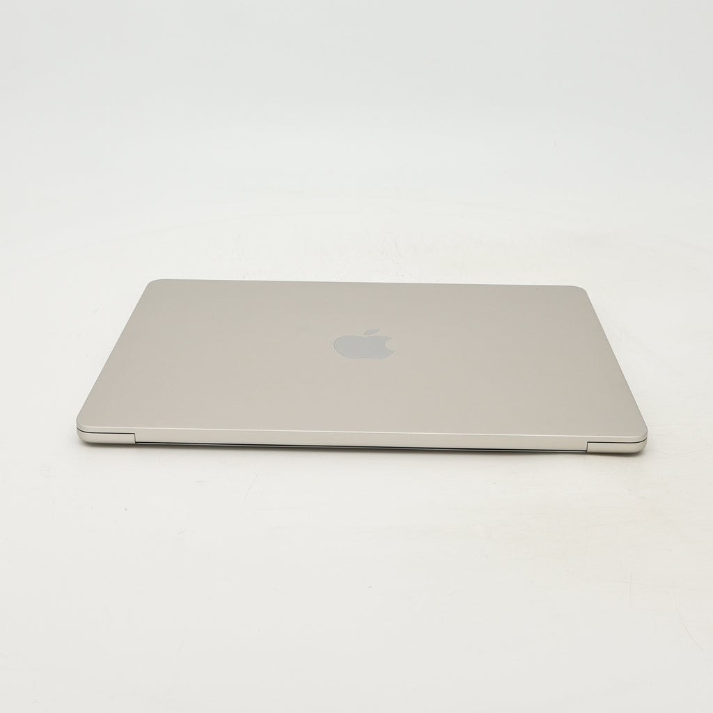 99新 Apple MacBook Air 22年 13寸 M2（8+8核） 16G RAM 256G SSD 星光色