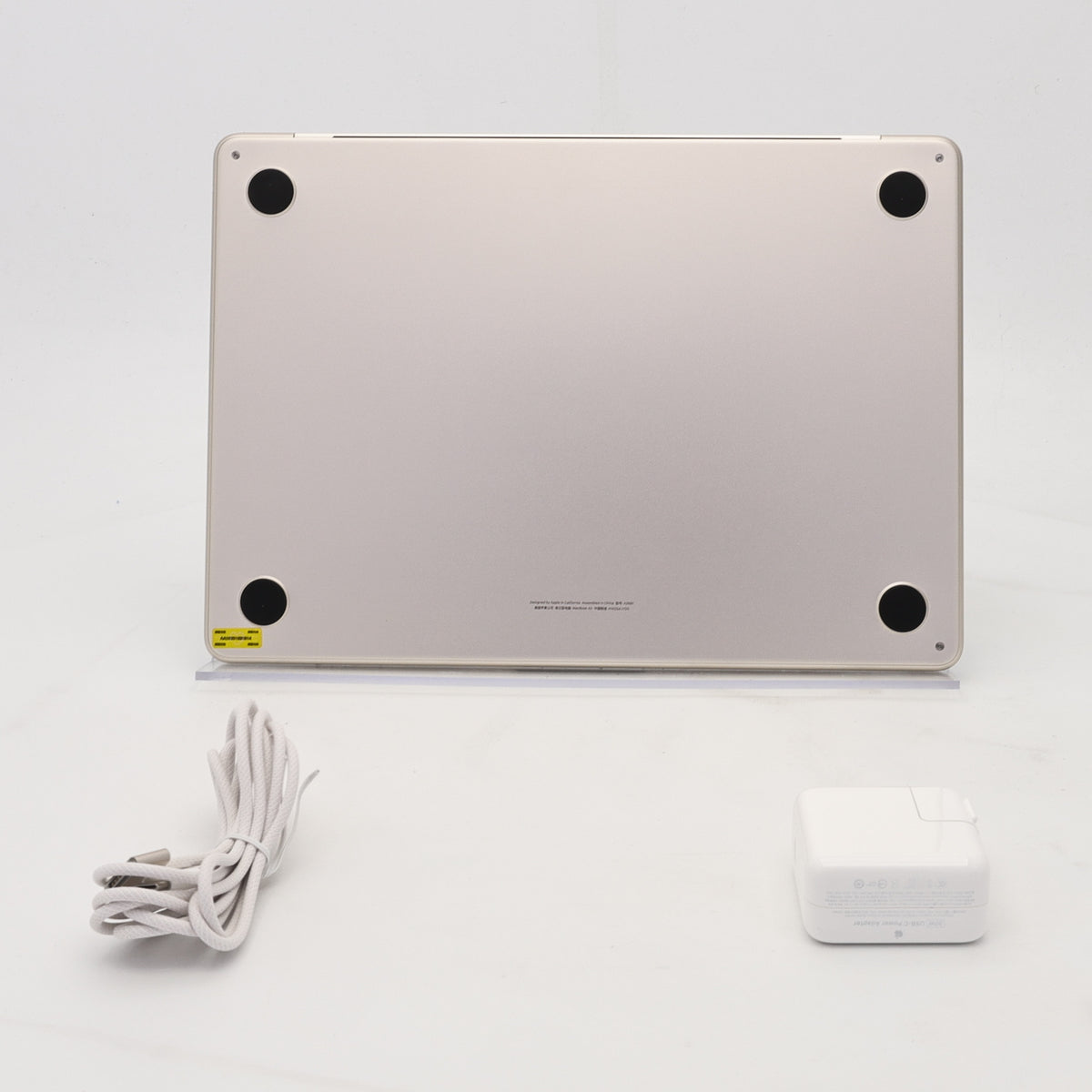 99新 Apple MacBook Air 22年 13寸 M2（8+8核） 16G RAM 256G SSD 星光色