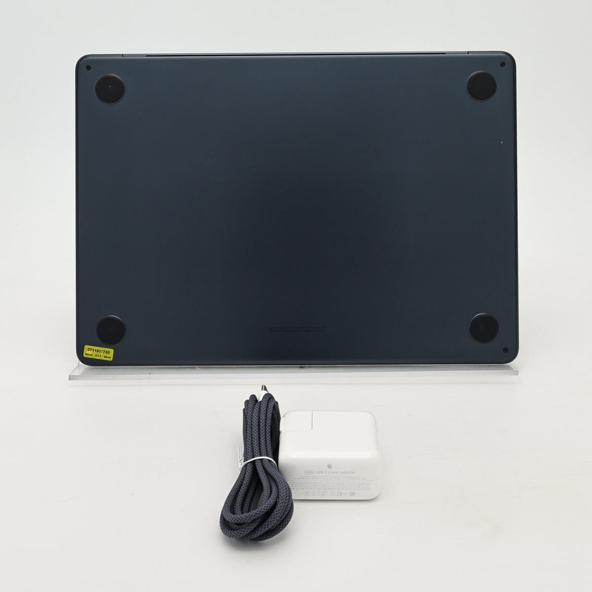 95新 Apple MacBook Air 22年 13寸 M2（8+8核） 16G RAM 256G SSD 深空灰色