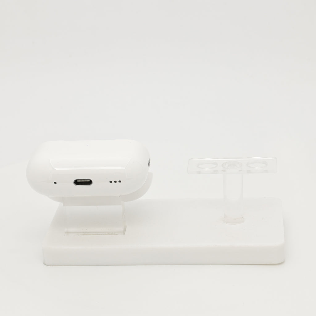 99新 Apple AirPods Pro 2 充电仓 白色